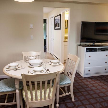 Cape Winds Resort Hyannis Rum bild