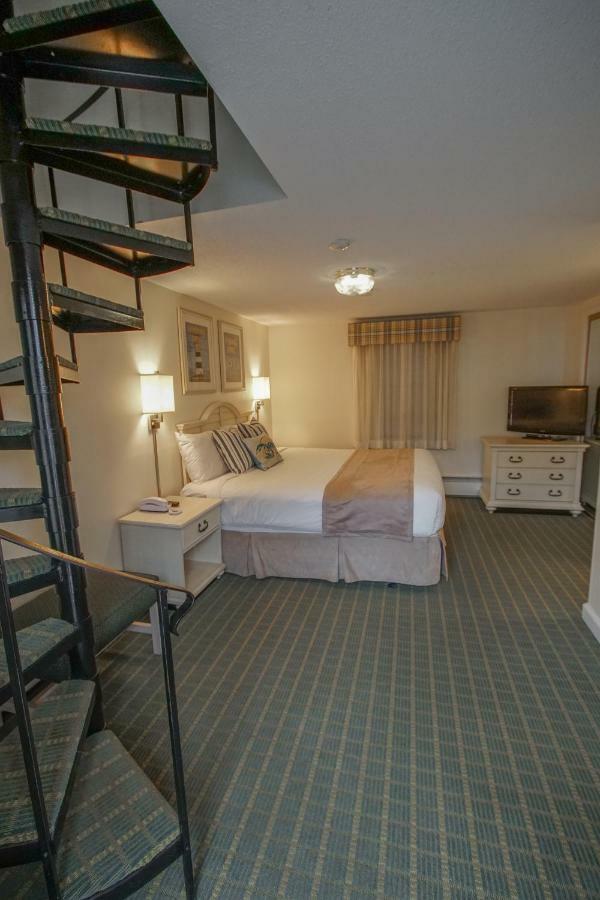 Cape Winds Resort Hyannis Exteriör bild